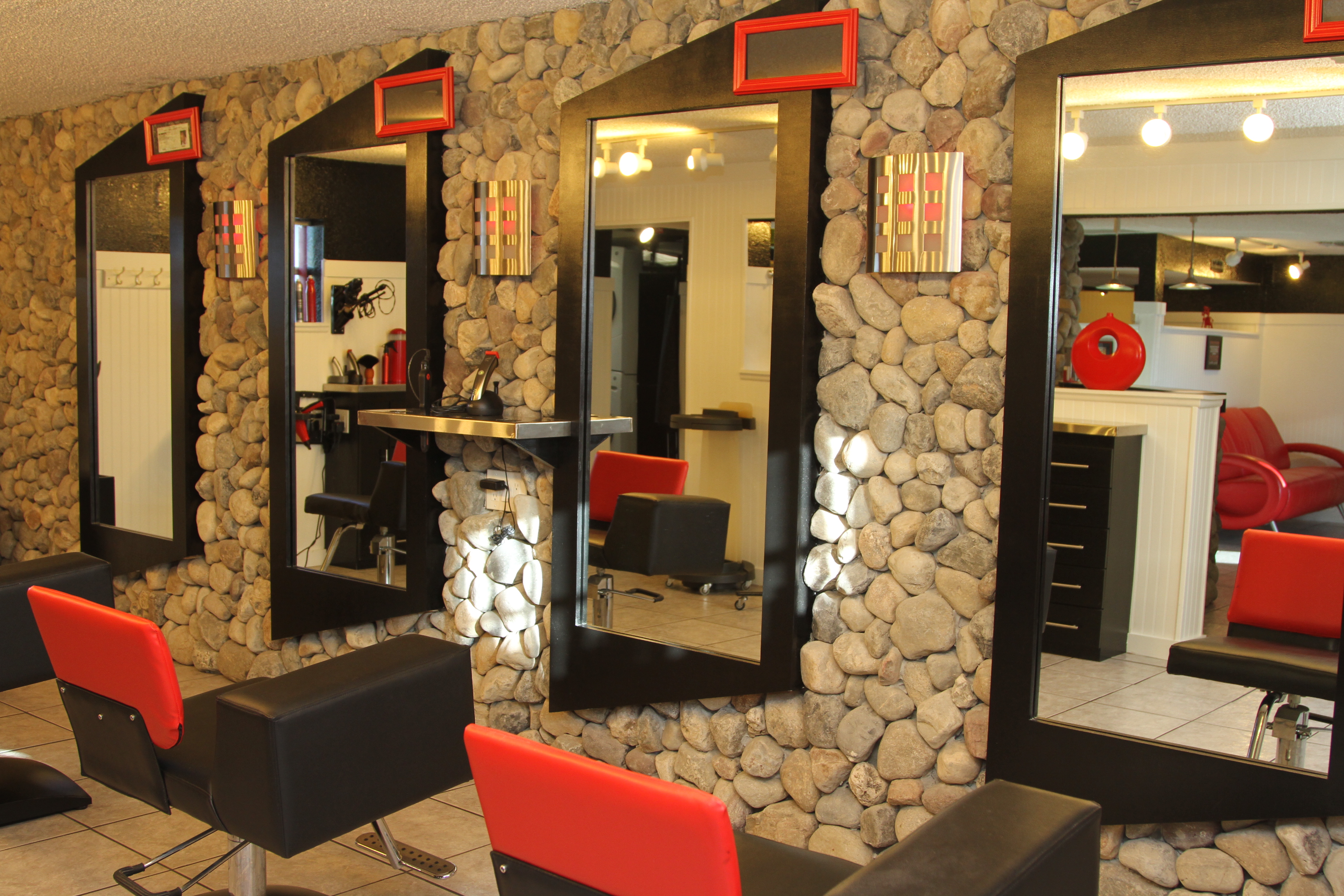 HAIRTECK-HAIR-SALON